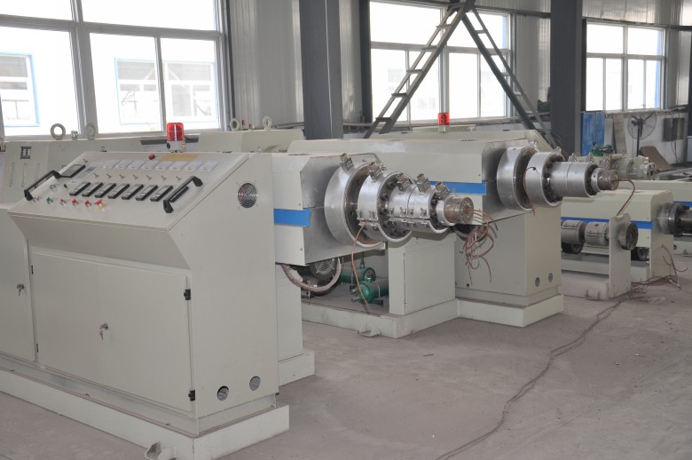UHMWPE Pipes Machine